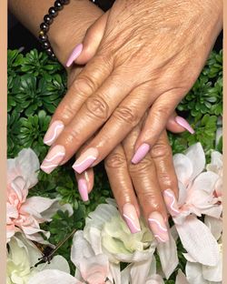 Nail Tech