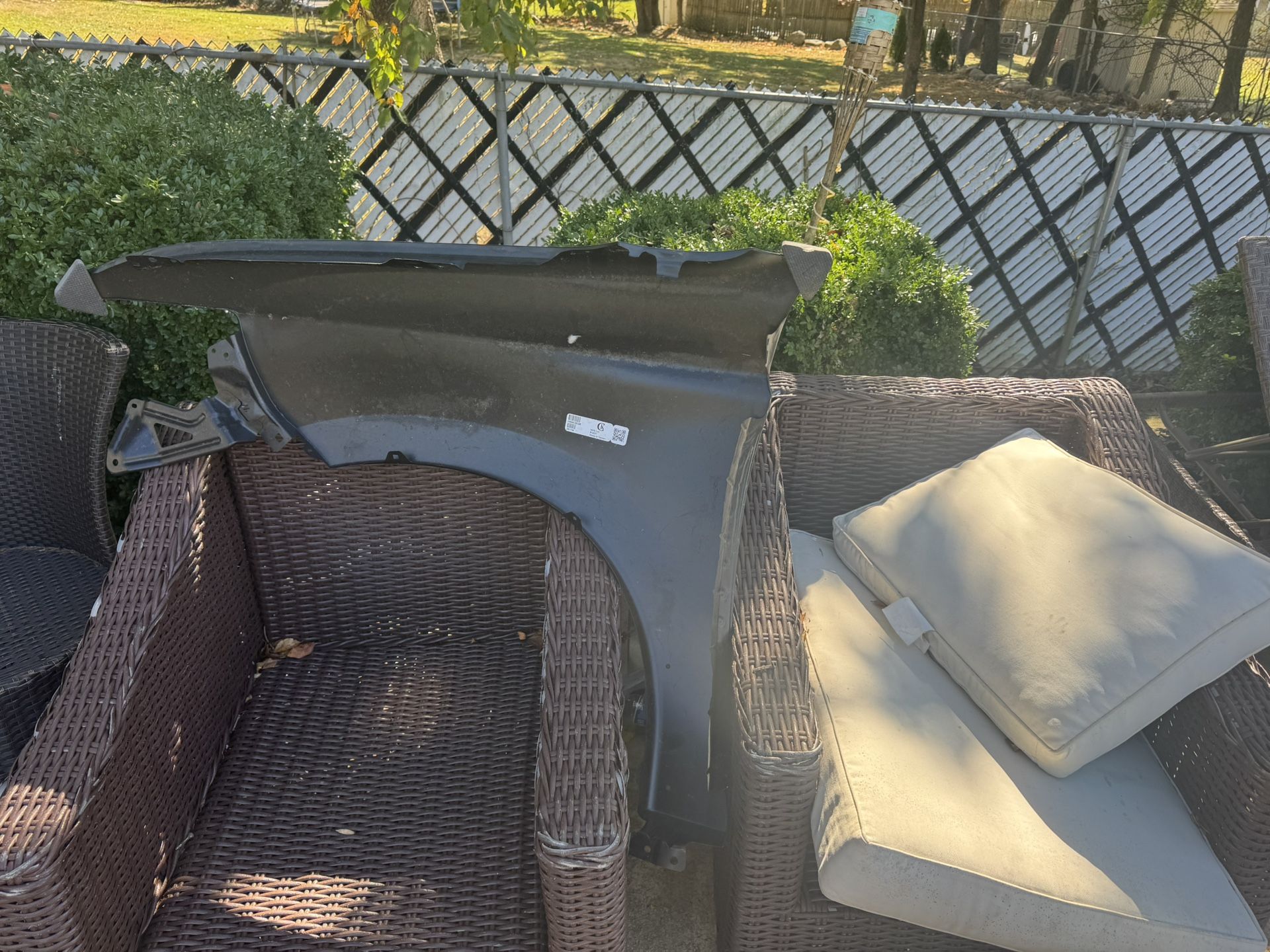 Mitsubishi outlander passenger side fender