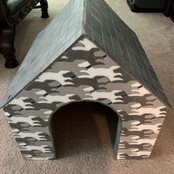 Needs six small square tiles replaced $100 for a $1,000 custom all tile little dog house kennel