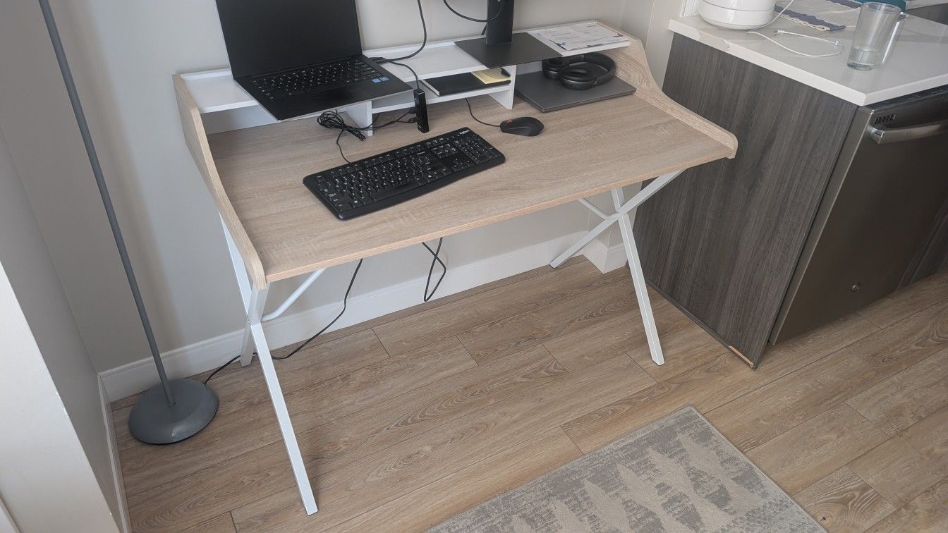 Modern Office Desk - GREAT CONDITION!