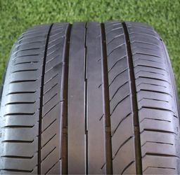 265 35 21 Pirelli PZero PZ4 with 90% Tread 8/32 101Y SKU 27914 Grade A Tires