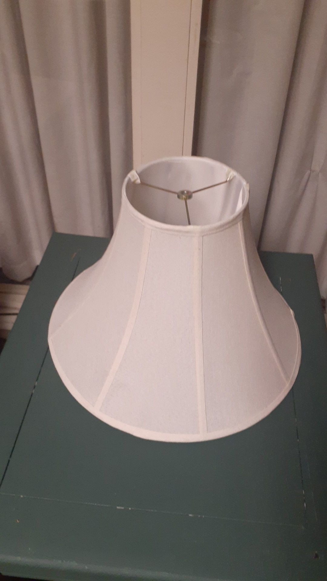 Lamp shade