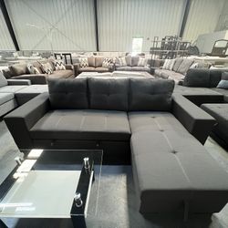Sectional w/ Pullout Bed & Storage space 