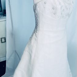 Wedding Dress Size 8 $150
