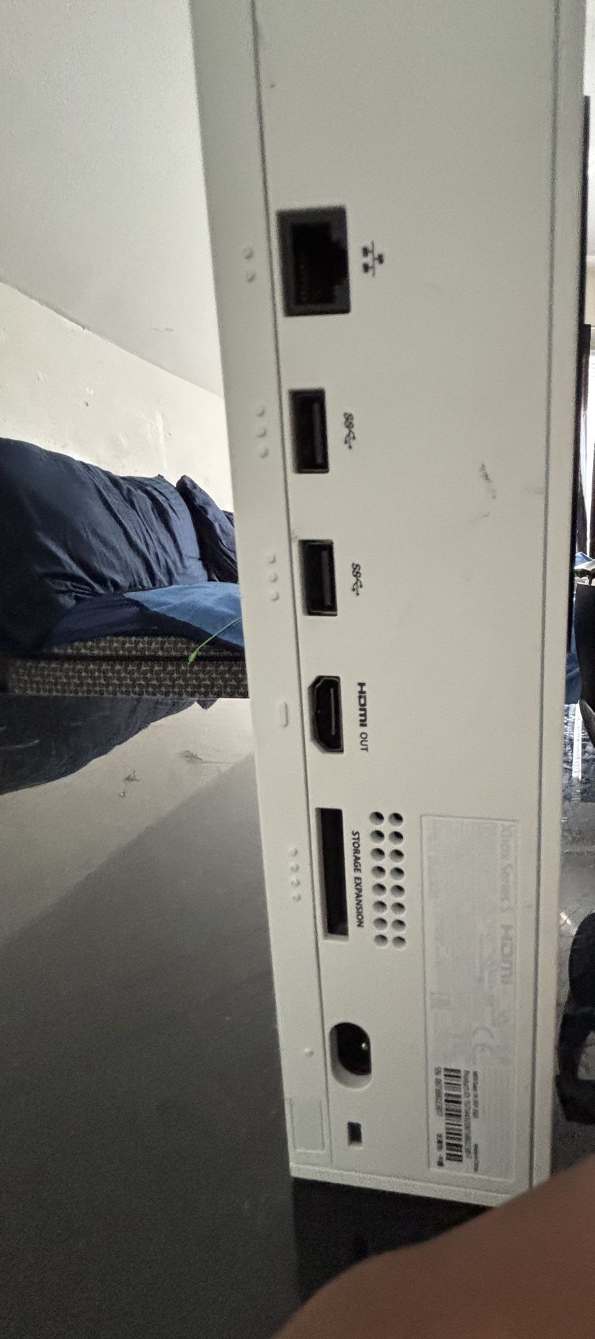 Xbox Series X, Beat By Dre Solo 4s