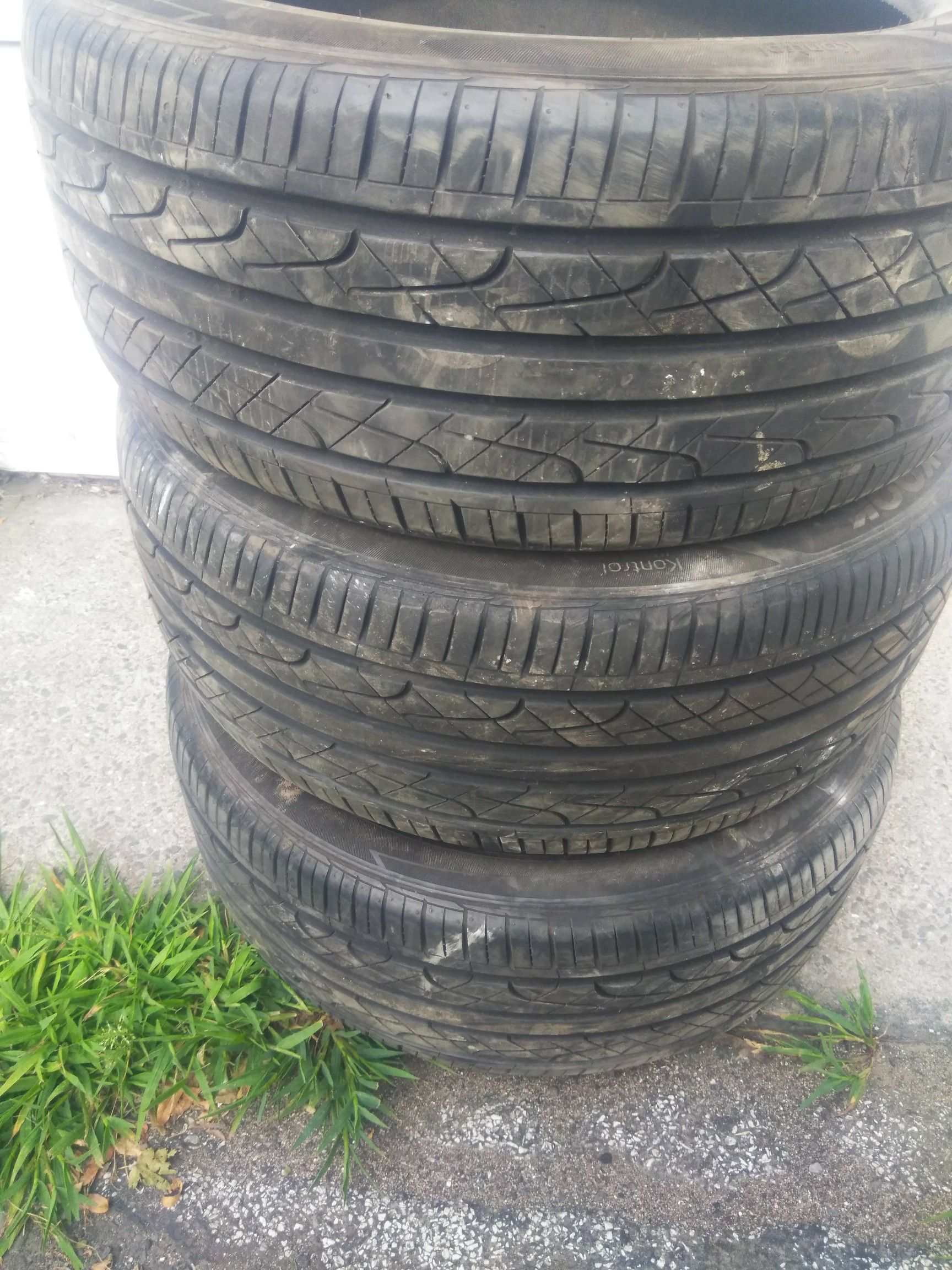 Hankook ventus 235/45r17 tires