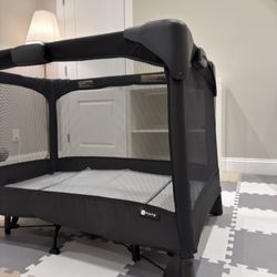 4Moms Breeze Playard Plus Mattress