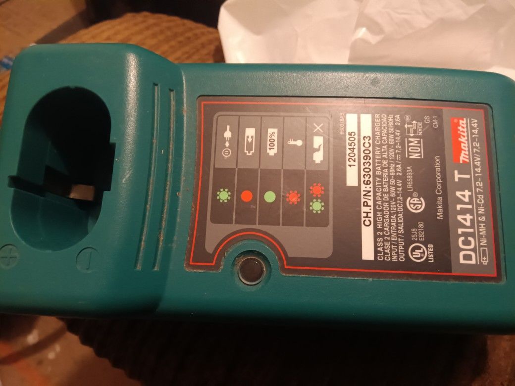 Makita Battery 🔋 Charger