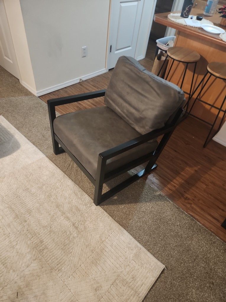 Black and Grey Patted Chair