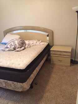 King size bedroom set
