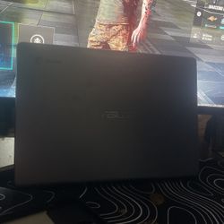 Chrome Book Asus
