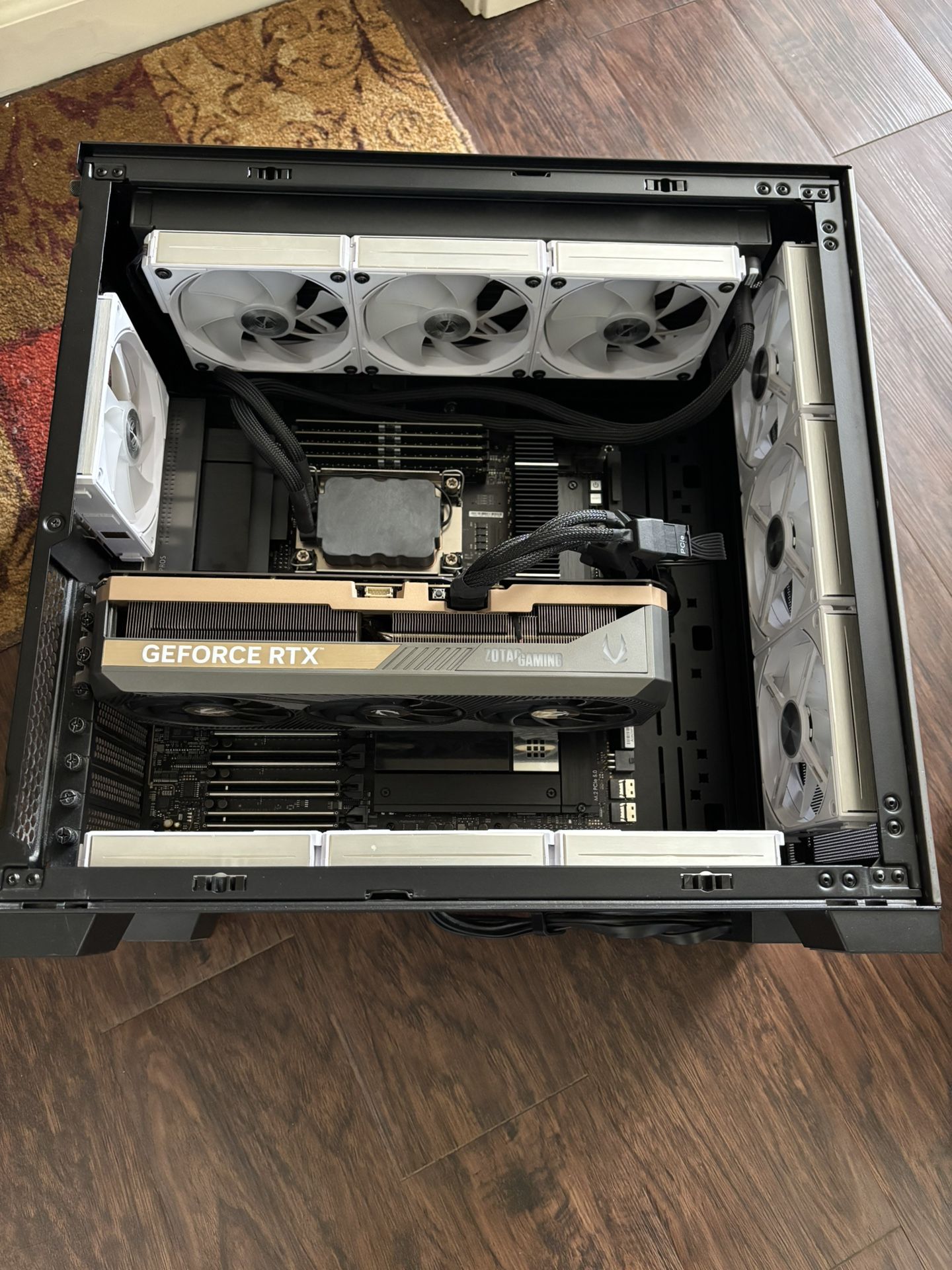 Gaming PC-Workstation Xeon W7-3465X 2TB M.2 256GB Ram DDR5 RTX 5090 32GB READ DESCRIPTION PICK UP ONLY NO TRADE 👉FIRM ON PRICE👈 ONLY CASH 💵 💲6000