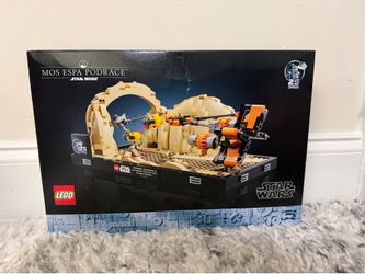 Lego 75380 Mos Espa Pod Race STAR WARS Diorama NISB Factory Sealed
