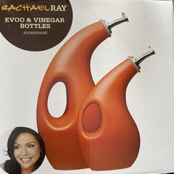 Rachel Ray EVOO & Vinegar Bottles 2pc