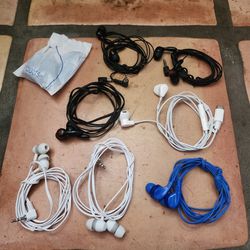Eight Pairs Earbuds Wired