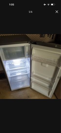 LG Mini Fridge With Freezer 5.79 Cu. Ft. (Platinum Silver)