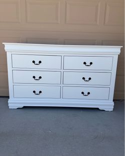 White 6-Drwers