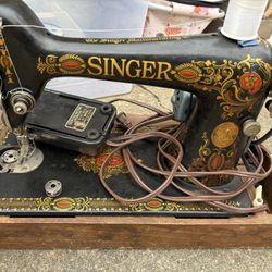 Vintage Singer Sewing Machine