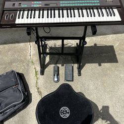 Yamaha DX7 Synthesizer – Gig-Ready Complete Setup – $600