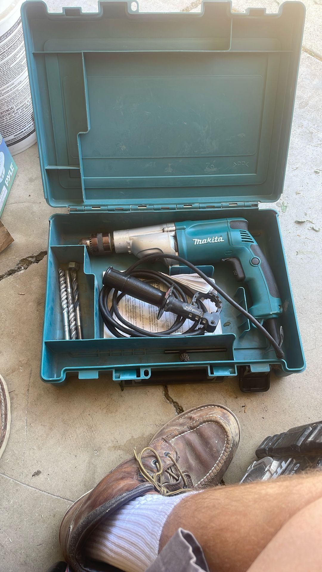 Makita Concrete Drill With Hammer Mode 