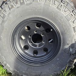 33x10.5 R15 Micky Thompson Baja legends mtz on AMERICAN RACING AR172 BAJA rims 16 X8 6-139.70 0 BKMT