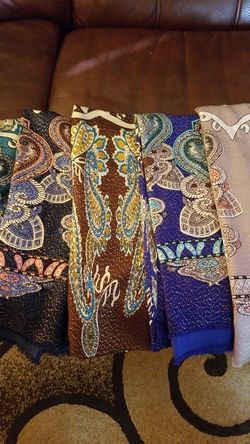 Women's Head Scarves