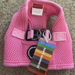 NWT PUPPIA Pink Dog Harness Size Small