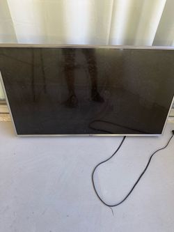 42” Samsung Smart TV