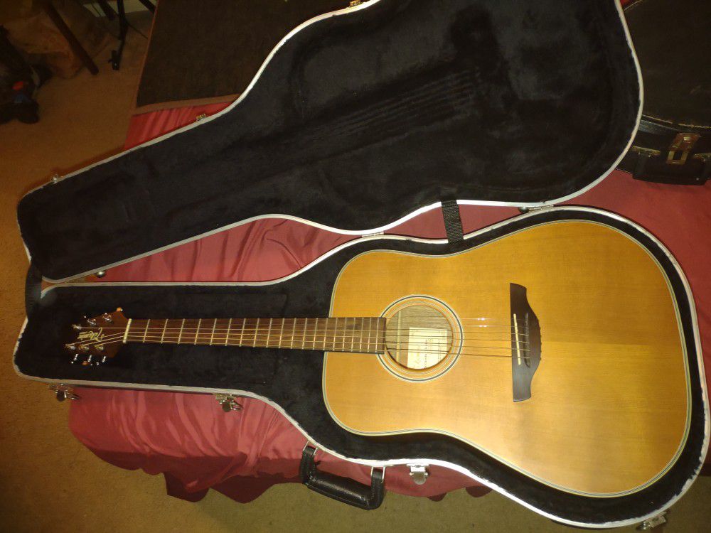 GS330S Cedar Top TAKAMINE Guitar EXC & Case