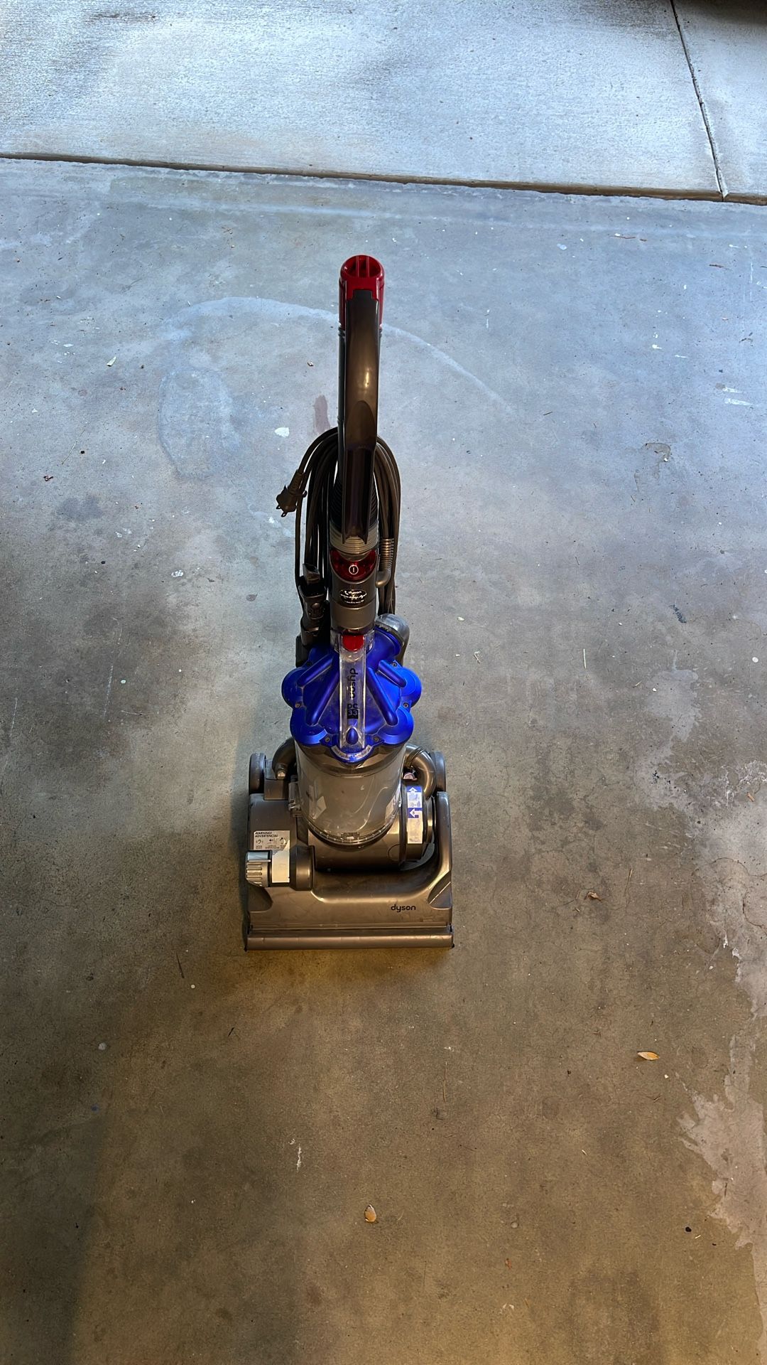 Dyson Vacuum 