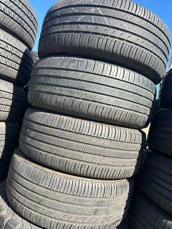 Vendo un set de llantas usadas 235/55r18 Michelin en buenas condiciones