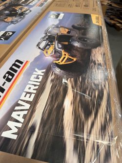 Brand new two seater 24V 4WD BRP official licensed Can-am Maverick with remote control and Bluetooth