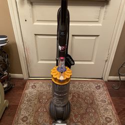 Dyson Vacuums/REDUCED PRICE 