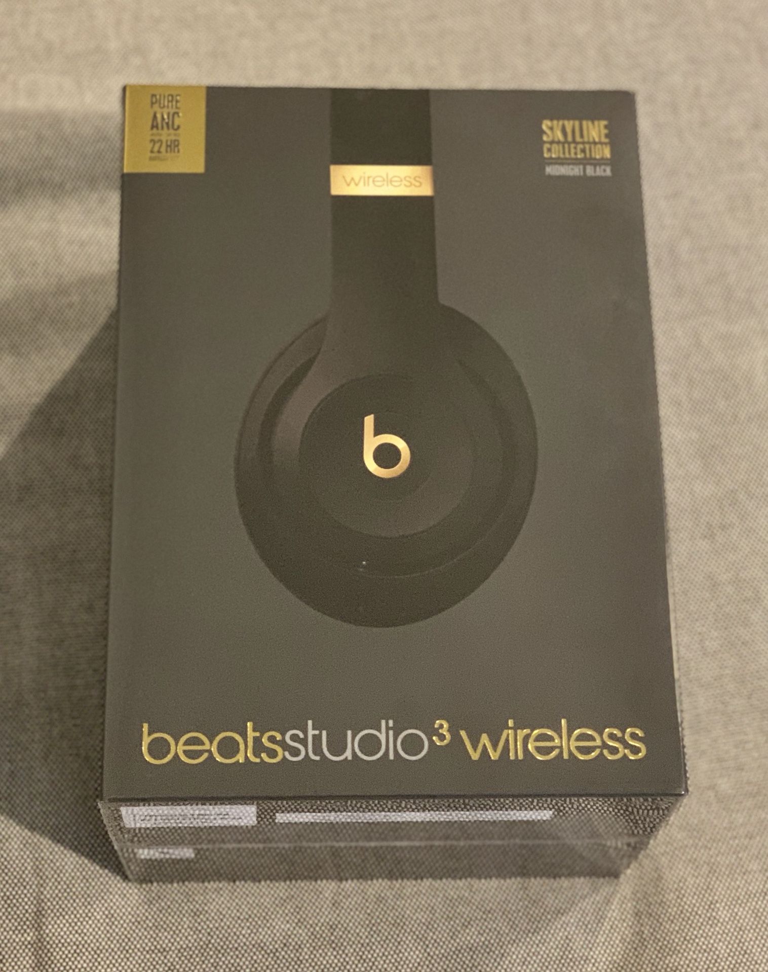Beats studio 3 wireless headphones - BRAND NEW