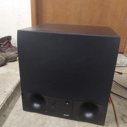 Energy S10.2 Powered Sub