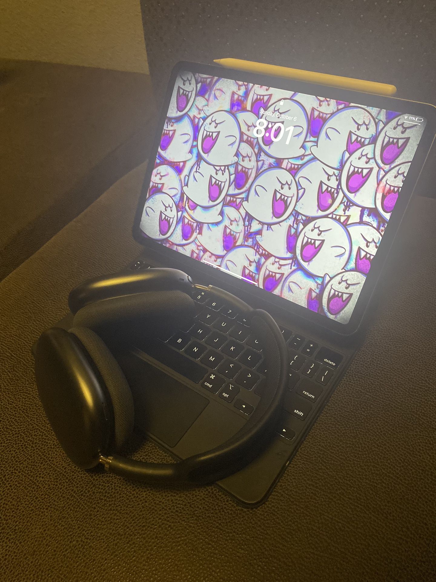 IPAD PRO + APPLE PENCIL + AIRPOD PRO + MAGIC KEYBOARD