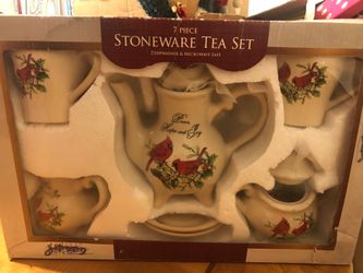 Stoneware Tea Set 7 Piece $40