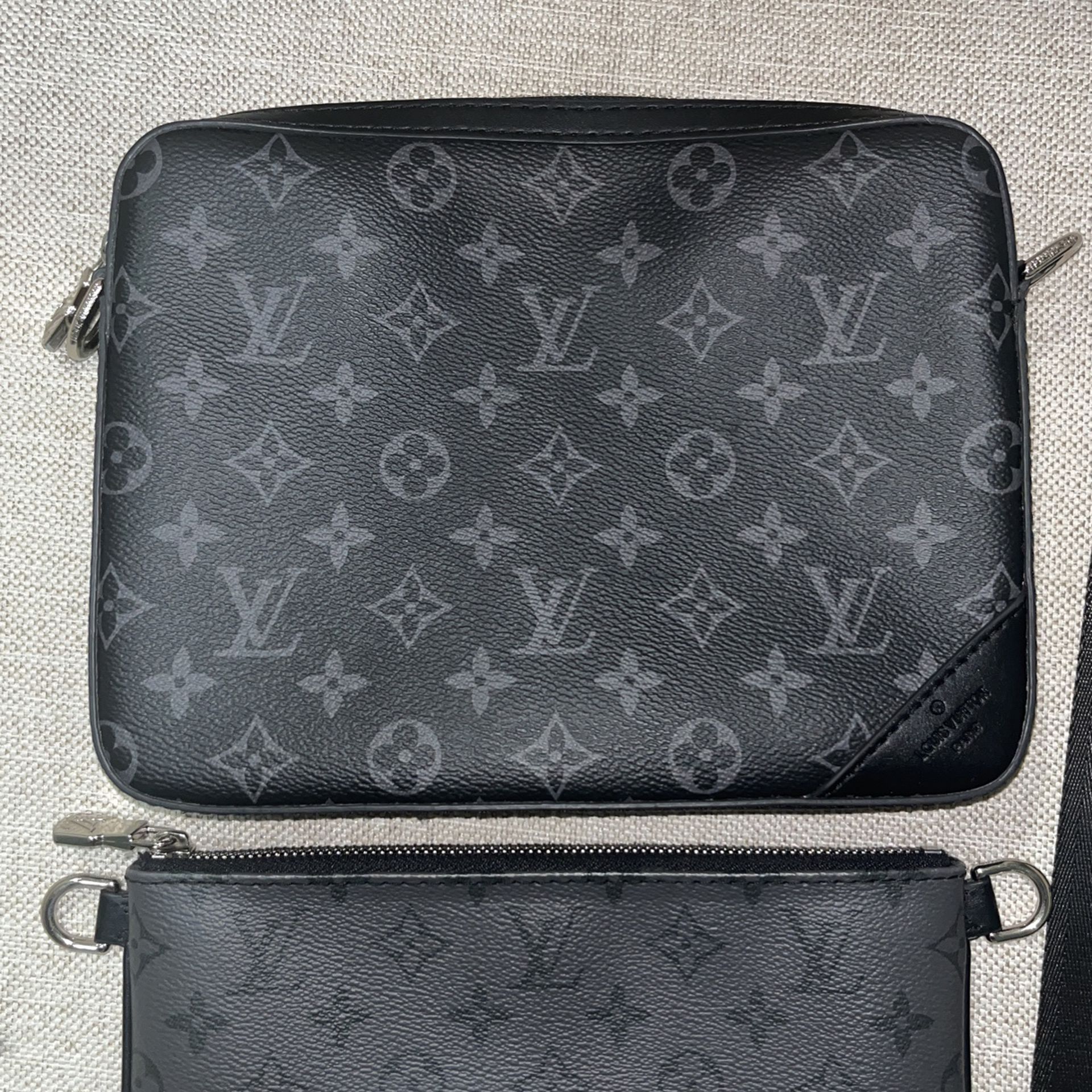 Louis Vuitton Mens Trio Messenger Bag