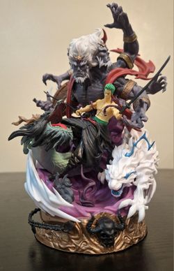 ZORO ONE PIECE FIGURE - GOOD CONDITION