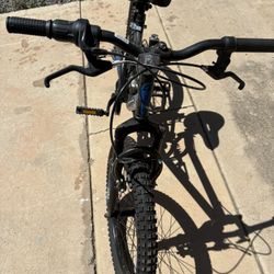 Boys Hyper 20 Inch Bike