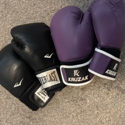 Boxing Gloves 