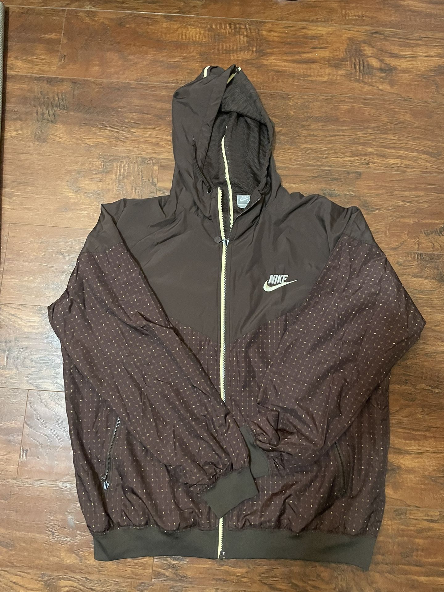 Vintage Nike Wind Breaker