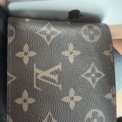 Men’s Louis Vuitton wallet