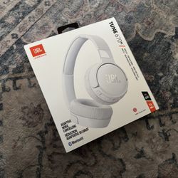 JBL TUNE 670NC