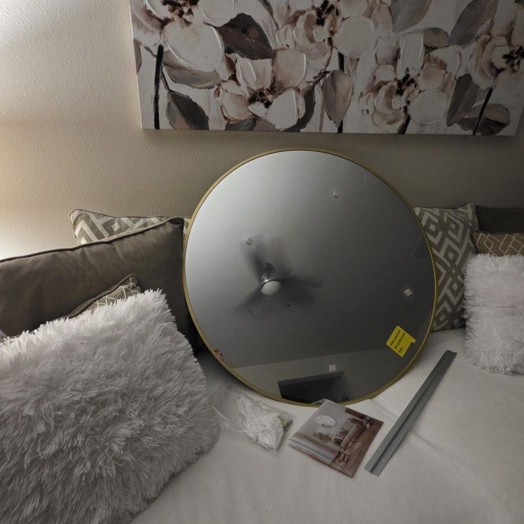 36 inch Matte Gold Metal Frame Round Wall Mirror