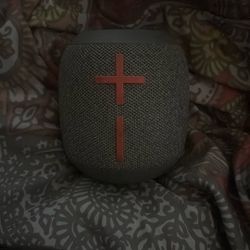 Ultimate Ears WONDERBOOM portable Bluetooth speaker. 