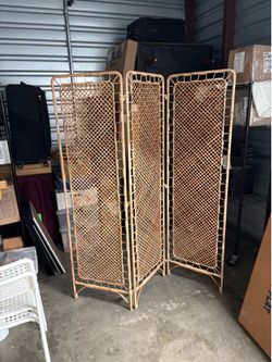 Rattan room divider