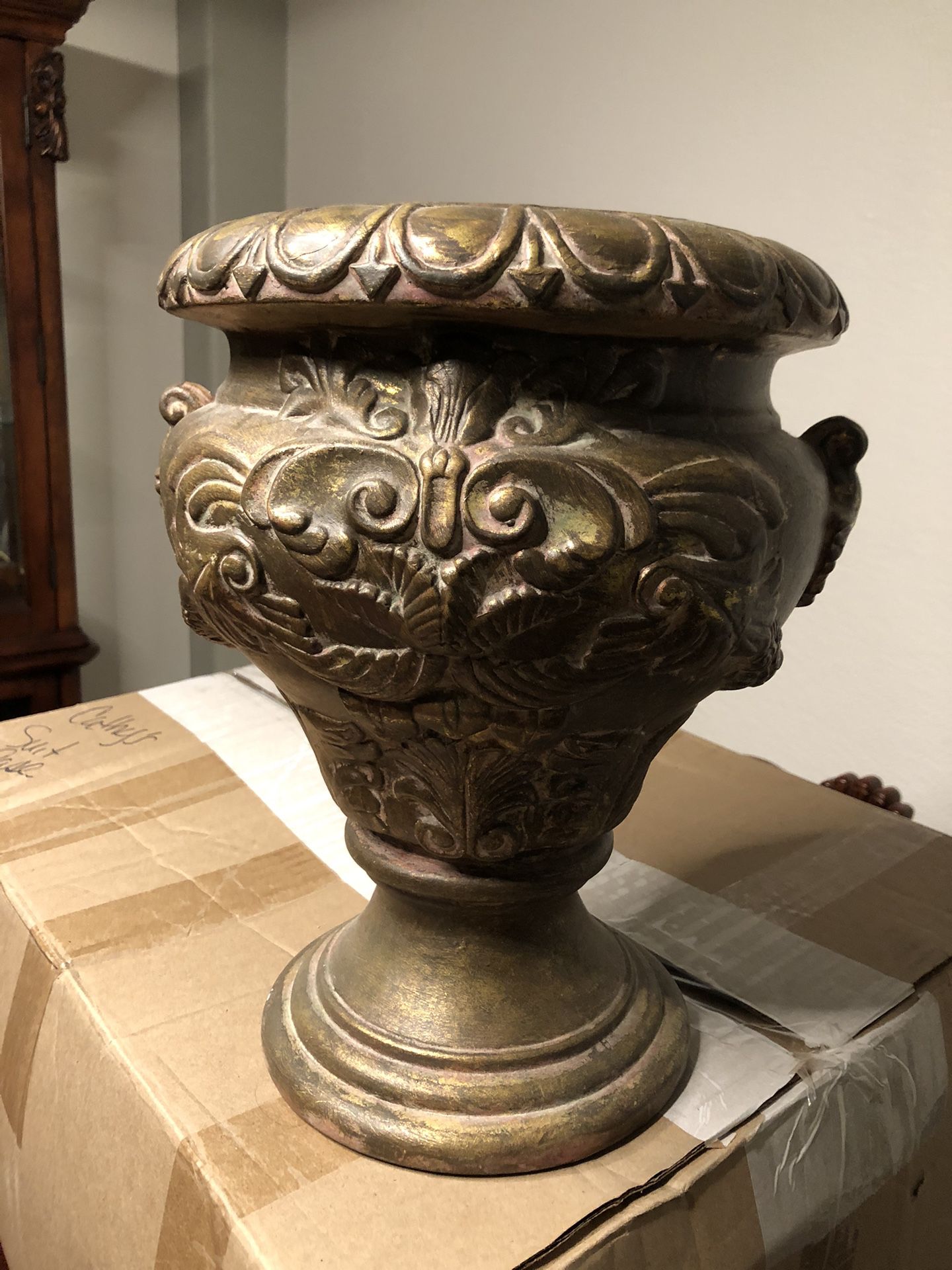 Vase. Flower Pot