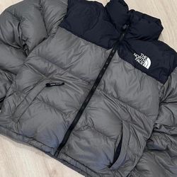 The North Face Men’s Two-Tone Puffer Jacket – Grey/Black