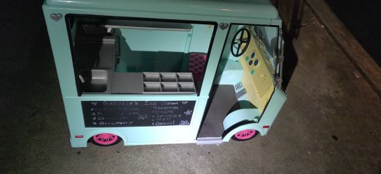 Kid's Play Ice Cream Truck